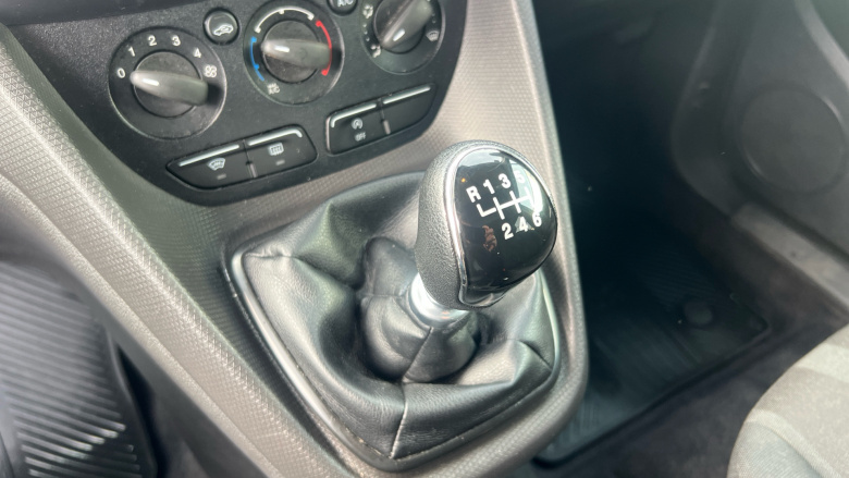 Ford Tourneo Connect 1.5 TDCi 120 Zetec 5dr Diesel Estate